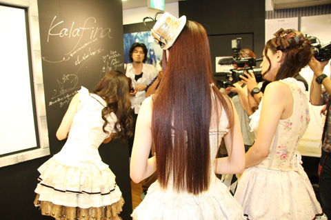 3rdアルバム&アーティストブック発売記念――渋谷をKalafina色に染め上げる『Kalafina Week in Shibuya』本日開始!!-7