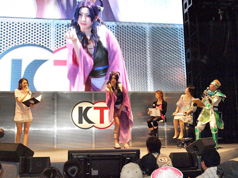 【TGS2011】生中継で全国が注目!コーエーテクモブースの「コーエーテクモ コスプレコンテスト in TGS2011」をスペシャルレポ!-3