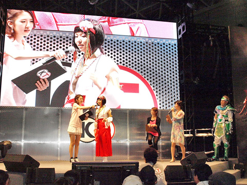 【TGS2011】生中継で全国が注目!コーエーテクモブースの「コーエーテクモ コスプレコンテスト in TGS2011」をスペシャルレポ!-11