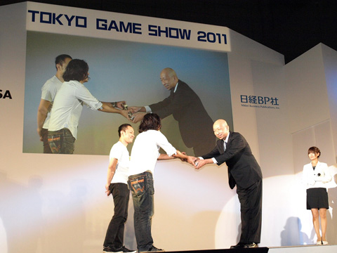 【TGS2011】日本ゲーム大賞2011「フィーチャー部門」授賞式レポ-3