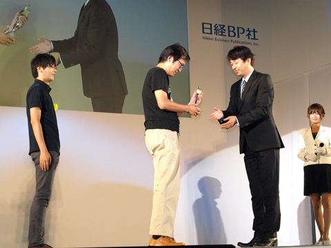 【TGS2011】日本ゲーム大賞2011「フィーチャー部門」授賞式レポ-5