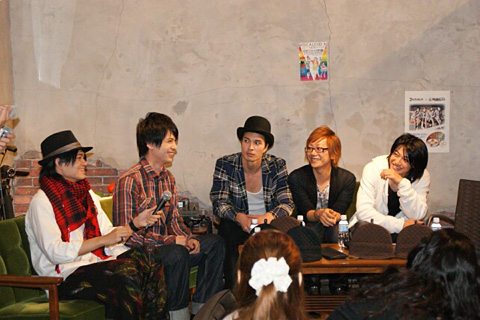 カフェで公演前の姫君たちとお茶を！ニコニコミュージカル＃007『源氏物語』トークイベントレポート！キャストの大河元気さん、Kimeruさん 、平田裕一郎さん、広瀬友祐さん、川隅美慎さんの素顔がここに！-6