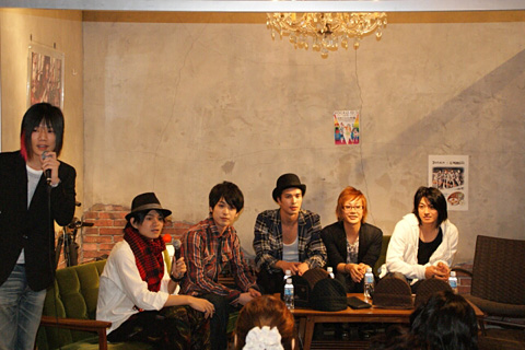 カフェで公演前の姫君たちとお茶を！ニコニコミュージカル＃007『源氏物語』トークイベントレポート！キャストの大河元気さん、Kimeruさん 、平田裕一郎さん、広瀬友祐さん、川隅美慎さんの素顔がここに！-7