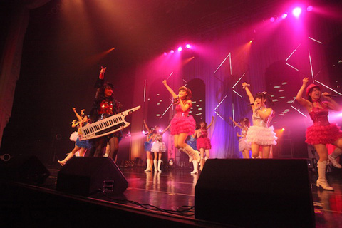 アフィリア・サーガ・イーストがZEPP TOKYOでクリスマスライブ！--「聖ナル2ndワンマンLive 2011」でオーディエンスにかけた魔法を皆さんにもおすそわけ♪-3