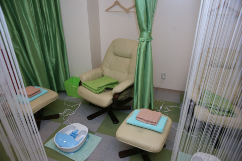 「アイドルの卵たちがいっぱいがんばってます☆」――秋葉原に現れた新名所、その名も「ネ申TOWER」をレポート-6