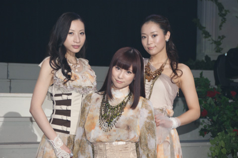 渋谷でついにファイナル！　「Kalafina LIVE TOUR 2012 “After Eden”」インタビュー会見レポート！　Wakanaさん、Keikoさん、Hikaruさんが熱い胸中を激白！