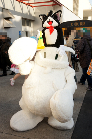 【WF2012冬】山の神から自衛隊ミクまで！　ワンフェスネタ・インパクト系コスプレ紹介-13