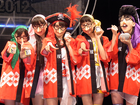 新曲発売＋タイアップCM決定で「ももクロ革命」が幕開け！　テーマは無限に広がる「愛」と「宇宙」-1