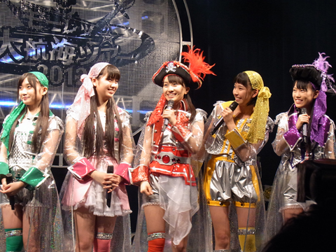 新曲発売＋タイアップCM決定で「ももクロ革命」が幕開け！　テーマは無限に広がる「愛」と「宇宙」-2