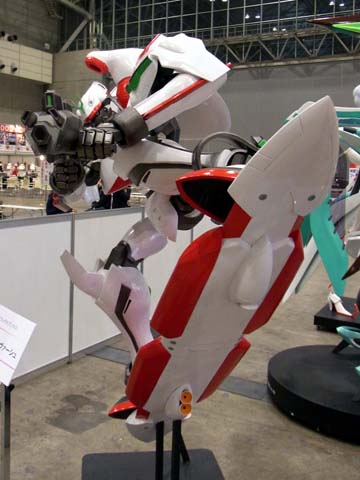 【ACE2012】特別展示ブースでは、アクエリオン EVOL、まどか、セイバーのV-MAX、巨大ニャンコ先生が大集合！-5
