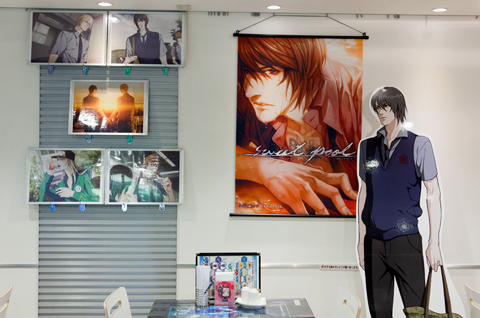 ４月のアニメイトカフェの「Nitro+CHiRAL」をレポート-13