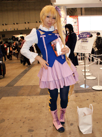 【ACE2012】メディアファクトリーブースでは、人気アニメのヒロインコスプレイヤーがお出迎え！新作グッズの販売は春新番のPVも大公開！-9