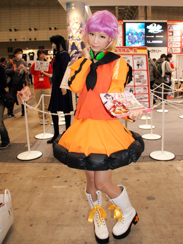 【ACE2012】メディアファクトリーブースでは、人気アニメのヒロインコスプレイヤーがお出迎え！新作グッズの販売は春新番のPVも大公開！-11