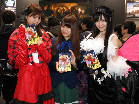 【ACE2012】ブースの花！新番組＆人気アニメのコスプレコンパニオンを大特集！