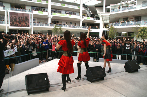 「Kalafina」ラゾーナ川崎でミニライブを実施！