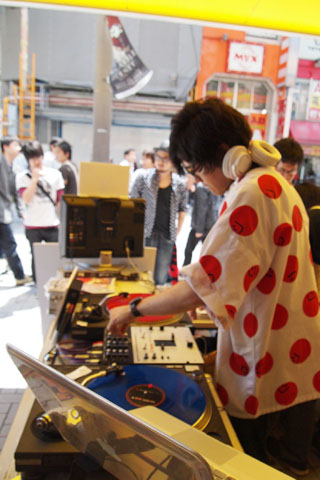 DJ和、GWのアキバDJパフォーマンス＆販売イベント7日連続敢行！-4