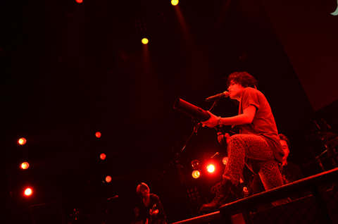 「森久保祥太郎 LIVE 2012 ～心・裸・晩・唱～ Phase2」力がみなぎる刺激的なライブをお届け！-3