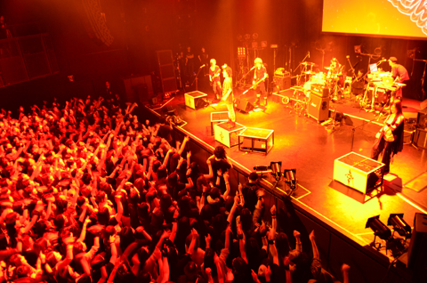 「森久保祥太郎 LIVE 2012 ～心・裸・晩・唱～ Phase2」力がみなぎる刺激的なライブをお届け！-4