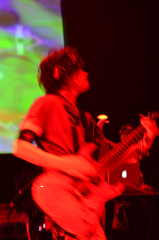 「森久保祥太郎 LIVE 2012 ～心・裸・晩・唱～ Phase2」力がみなぎる刺激的なライブをお届け！-8
