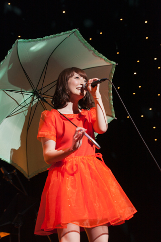 星空の下、花澤香菜さんと過ごすひと時！　1stシングル『星空☆ディスティネーション』発売記念スペシャルイベントレポート！　花澤さんが星空解説にも挑戦！-19