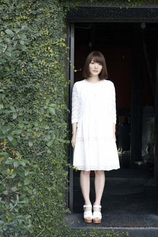 花澤香菜ソロ第2弾『初恋ノオト』7月18日発売-1