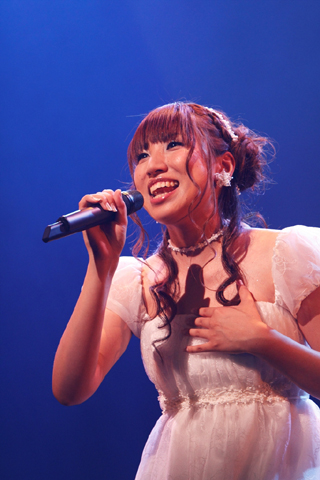 『薄桜鬼』や『二世の契り』のテーマ曲など収録の4thアルバム『てのひらあわせ』を7月25日リリースする吉岡亜衣加さんにインタビュー!-5