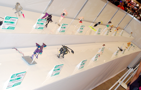 【WF2012夏】ワンフェス公式とタイアップして、ガレージキットコンペティションも開催中の『輪廻のラグランジェ』ブース-17