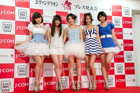 加藤夏希、川島海荷、他30名以上のアイドル＆モデルが『エヴァ』とコラボレート！コンセプト写真展「J:COM presents　エヴァンゲリオン×美少女写真展-Girls Collection of EVANGELION-」を開催！-25