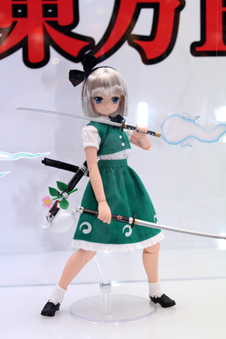 【WF2012夏】美麗なドールが並ぶazoneエンタープライズブース フォトレポート-6