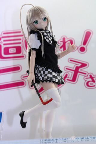 【WF2012夏】美麗なドールが並ぶazoneエンタープライズブース フォトレポート-9