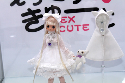 【WF2012夏】美麗なドールが並ぶazoneエンタープライズブース フォトレポート-14