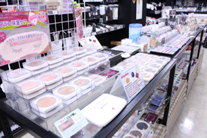 「Fate/Zero展」の後は、じっくりお買い物! 見所満載の「アニメイト名古屋」店内の様子をレポート!!-12