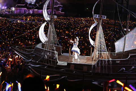 「NANA MIZUKI LIVE UNION 2012」千秋楽は千葉・QVCマリンフィールド! 終盤には花火が上がる演出も-3