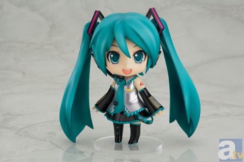 ねんどろいどシリーズ300番台達成！ねんどろいどNo.300 「ねんどろいど 初音ミク 2.0 」が登場！-1