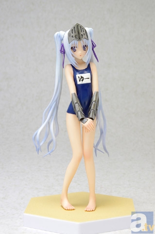 ウェーブのフィギュアシリーズに『これはゾンビですか?』の「ユー」がスクール水着姿で登場!-1