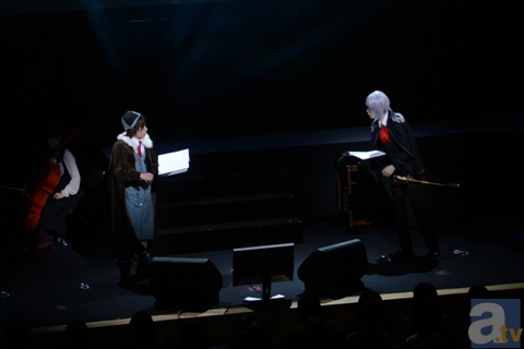 明坂聡美さん、鈴木千尋さんを始めとする声優陣がキャラクターに扮して朗読劇を披露。「英国探偵ミステリアスパレード」昼の部のレポートをお届け-6