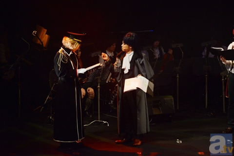明坂聡美さん、鈴木千尋さんを始めとする声優陣がキャラクターに扮して朗読劇を披露。「英国探偵ミステリアスパレード」昼の部のレポートをお届け