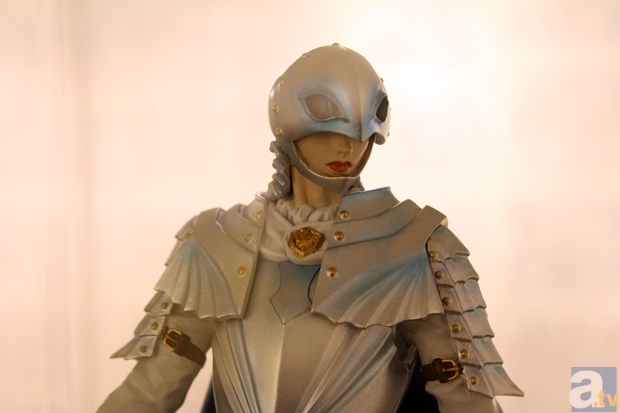 映画『ベルセルク 黄金時代篇III 降臨』の公開を記念した展示会、映画「ベルセルク 黄金時代篇」展が開催中! 実寸大「ドラゴンころし」も見れちゃいます!-11