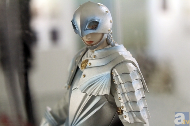 映画『ベルセルク 黄金時代篇III 降臨』の公開を記念した展示会、映画「ベルセルク 黄金時代篇」展が開催中! 実寸大「ドラゴンころし」も見れちゃいます!-12