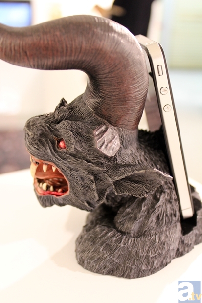 映画『ベルセルク 黄金時代篇III 降臨』の公開を記念した展示会、映画「ベルセルク 黄金時代篇」展が開催中! 実寸大「ドラゴンころし」も見れちゃいます!-15