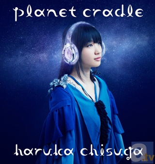 PS3『マクロス30～銀河を繋ぐ歌声～』OP＆EDシングルジャケット写真が公開！　そしてテレビアニメ『琴浦さん』最新ニュースも！-2