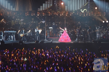 2年ぶりのフルオーケストラライブ「NANA MIZUKI LIVE GRACE 2013 -OPUS II-」が開幕！　最後には水樹奈々さん自身によるアルパ演奏も披露!!の画像-14