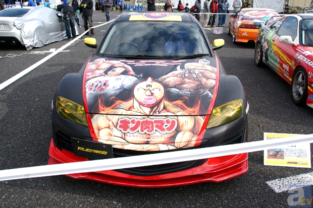 お台場に痛車大集合!?　「アニメ・ゲーム公式キャラクターマシン大集合祭 in D1グランプリ」レポート！　ウルトラセブン撮影会やm.o.v.e新曲ライブも開催！-19