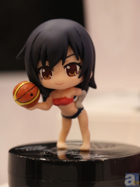 【WF2013冬】ムービックブースフォトレポその２！　ガールズ＆パンツァー、ひだまりスケッチ×ハニカム、偽物語、ペルソナ４などのフィギュアを紹介！　-23