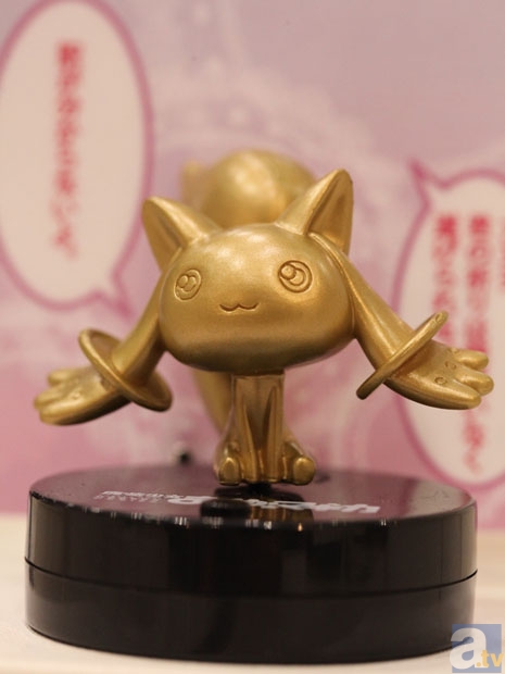 【WF2013冬】ムービックブースフォトレポその２！　ガールズ＆パンツァー、ひだまりスケッチ×ハニカム、偽物語、ペルソナ４などのフィギュアを紹介！　-28