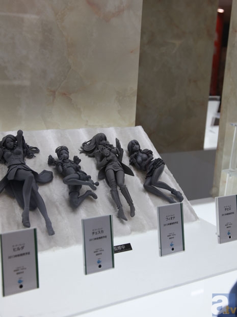 【WF2013冬】グッドスマイルカンパニーブース　フォトレポその10！　アイドルマスター、僕は友達が少ないNEXT、カードファイト!! ヴァンガード、BORDER BREAKなどのフィギュアを紹介！　-23