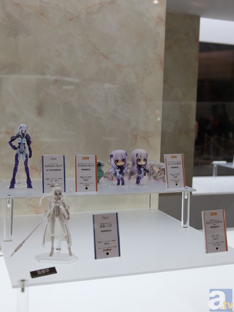 【WF2013冬】グッドスマイルカンパニーブース　フォトレポその12！　マブラヴ オルタナティブ、魔法少女まどか☆マギカ、ひだまりスケッチ×ハニカム、魔法少女リリカルなのはなどのフィギュアを紹介！　-1
