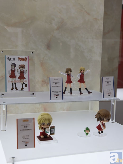 【WF2013冬】グッドスマイルカンパニーブース　フォトレポその12！　マブラヴ オルタナティブ、魔法少女まどか☆マギカ、ひだまりスケッチ×ハニカム、魔法少女リリカルなのはなどのフィギュアを紹介！　-15
