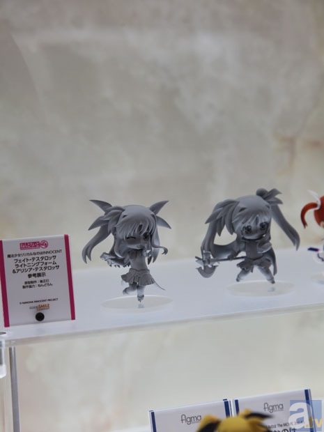 【WF2013冬】グッドスマイルカンパニーブース　フォトレポその12！　マブラヴ オルタナティブ、魔法少女まどか☆マギカ、ひだまりスケッチ×ハニカム、魔法少女リリカルなのはなどのフィギュアを紹介！　-31