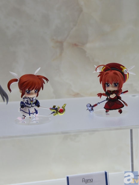 【WF2013冬】グッドスマイルカンパニーブース　フォトレポその12！　マブラヴ オルタナティブ、魔法少女まどか☆マギカ、ひだまりスケッチ×ハニカム、魔法少女リリカルなのはなどのフィギュアを紹介！　-32